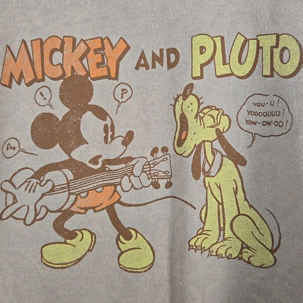 Disney Mickey and Pluto Sweatshit Size Large - Picture 2 of 4